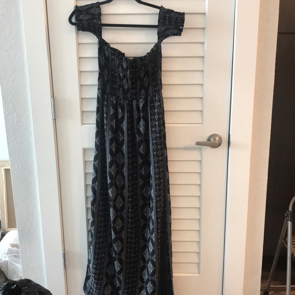 Off the shoulder maxi dress